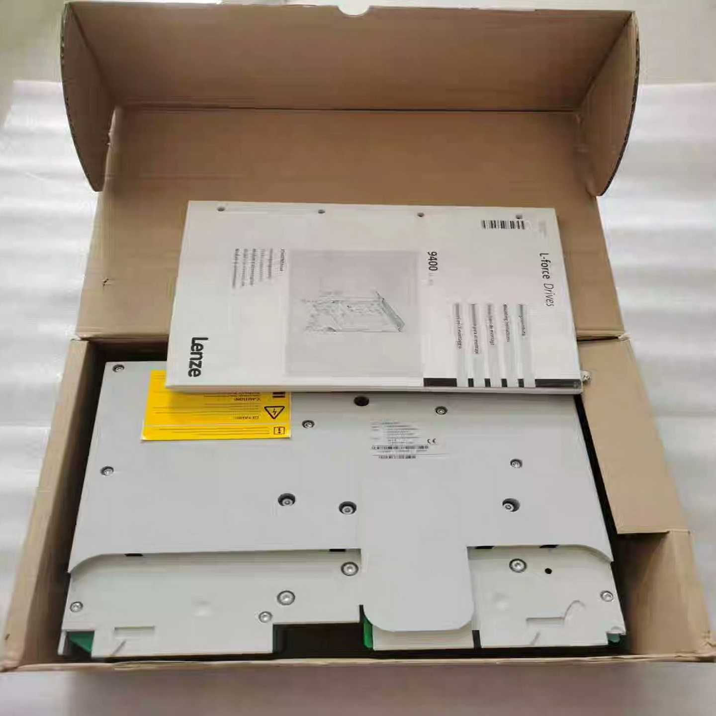 Lenze伦茨驱动器E94APNE03641C询价