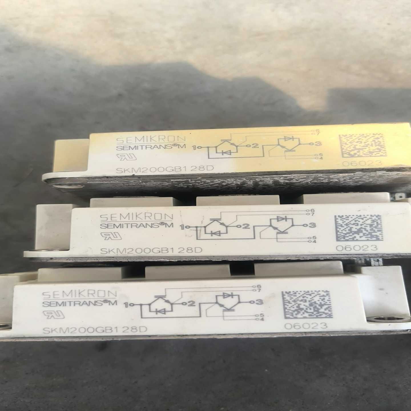 SKM200GB128D，，功能。询价