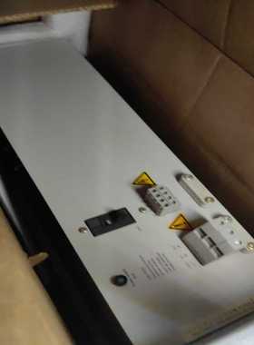 R2882-R-R211-722890实物图，议价开封了（佳毅工控）