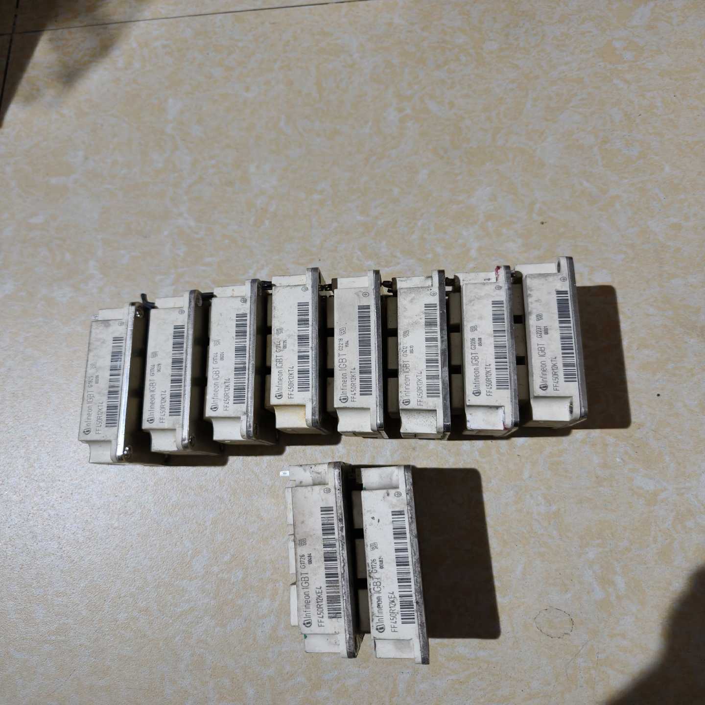 咨询-FF450R12KT4FF450R12KE4,