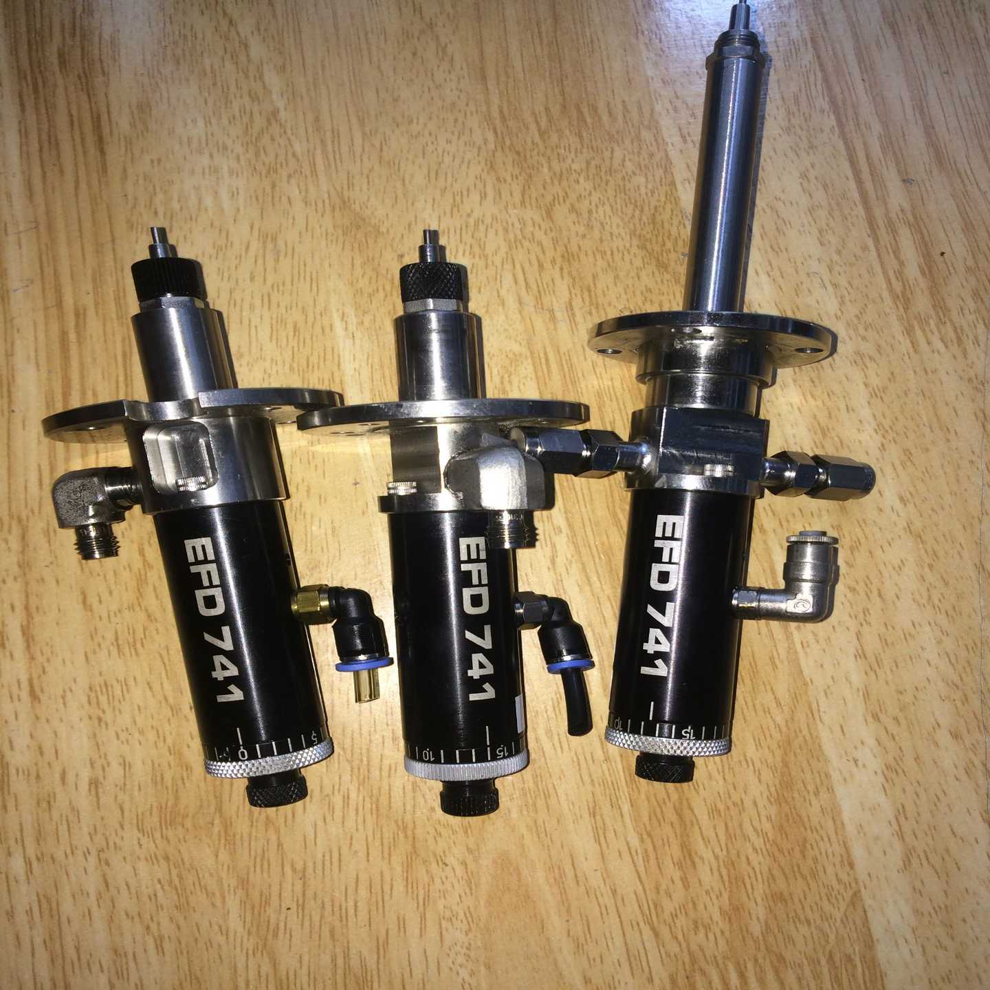 美国诺信EFD741点胶阀，现货拆机三个，功能包好，实物--议价商品