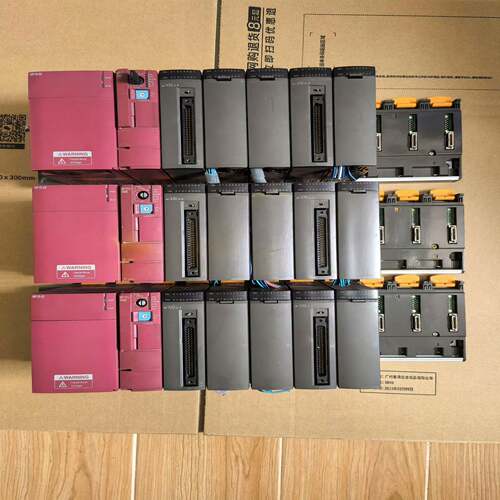 富士PLC模块NP1S-22电源模块3个，NP1PU-0--议价商品