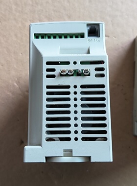 台达变频器0.4KW220VVFD004L21A原装拆