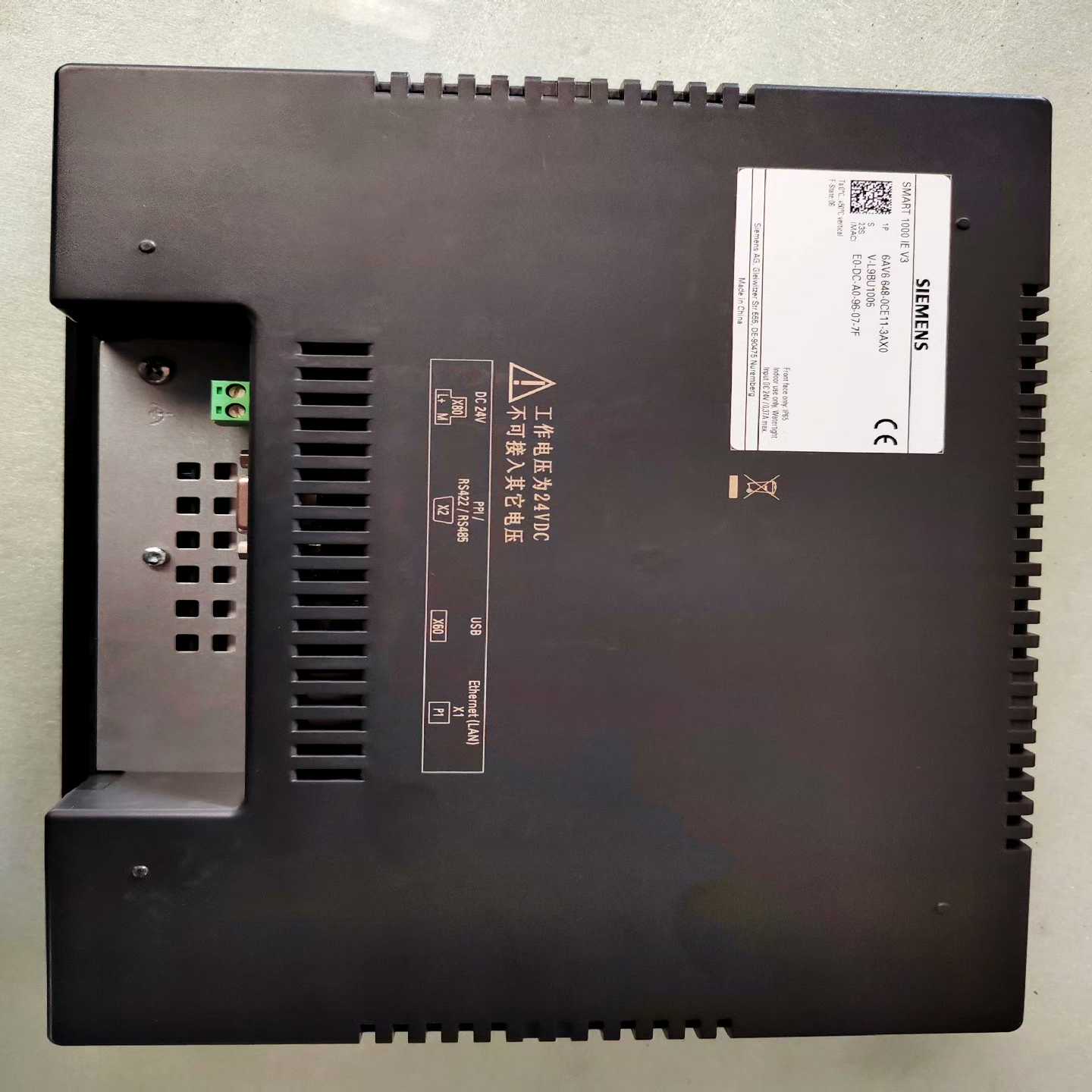 西门子触摸屏2个，SMART1000IEV36AV6--议价商品