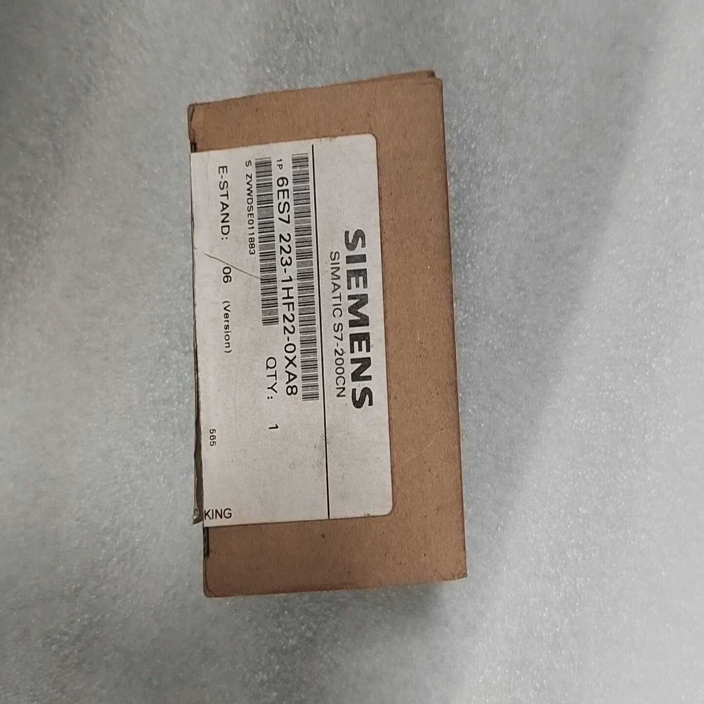 6ES7223-1HF22-0XA8，，拆封。全询价