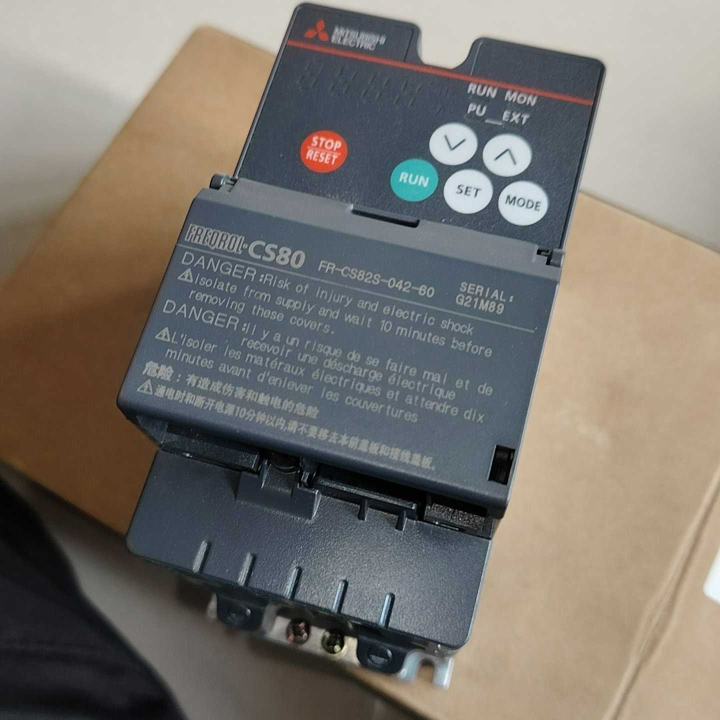 三菱变频器FR-CS82S-042-60，年份22年功能正常--议价商品