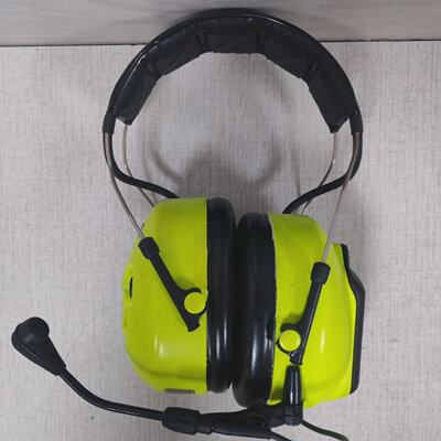 3M PELTOR MT53H7AWS201 GB  Ground Mechanic WSHeadset  HIVIZ