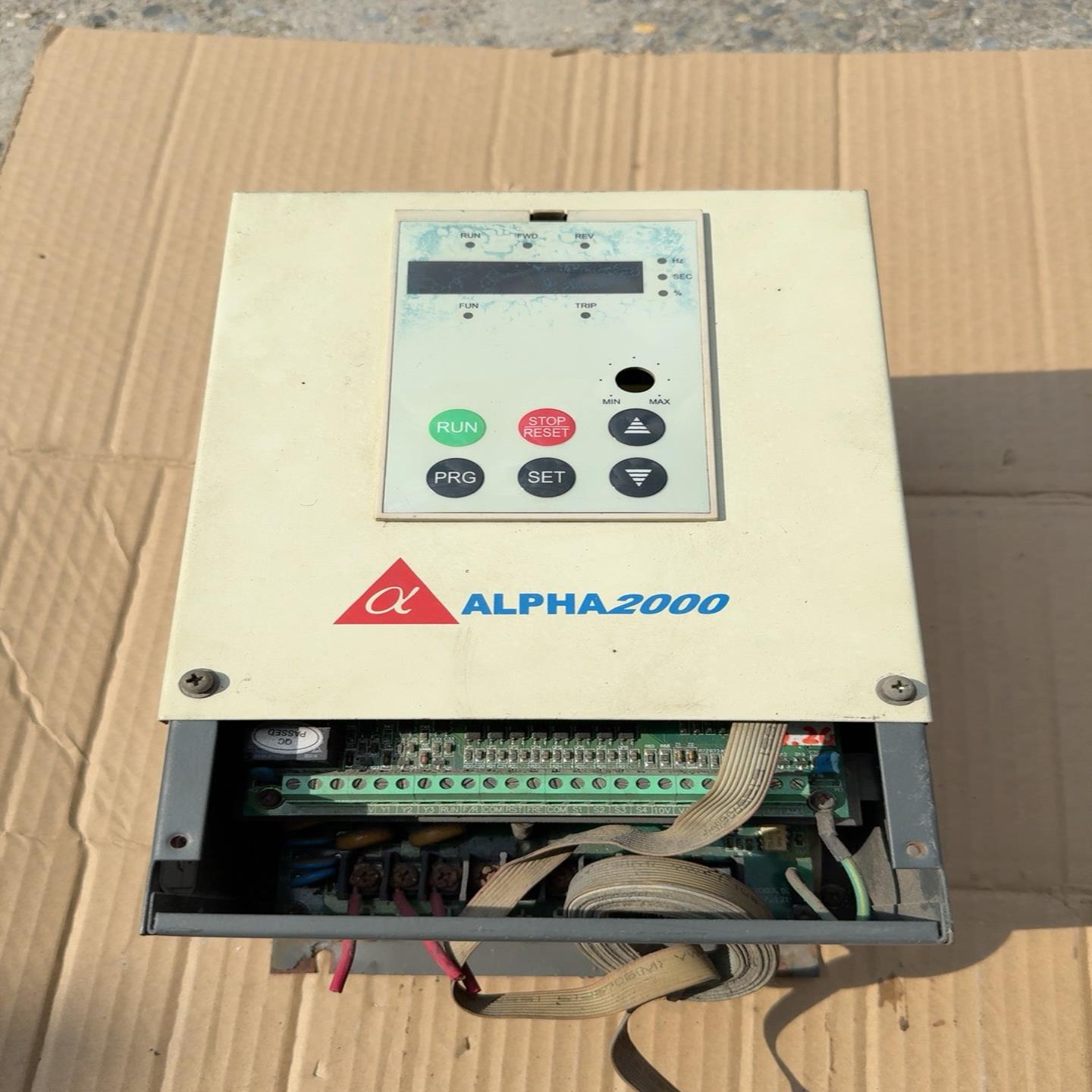 阿尔法变频器ALPHA2000-32R2GB22KW功率；议价