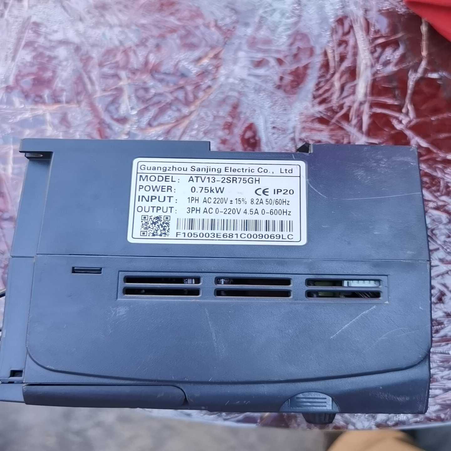 询价~ATV13-2SR75GH。220伏小型变频器。设备。后