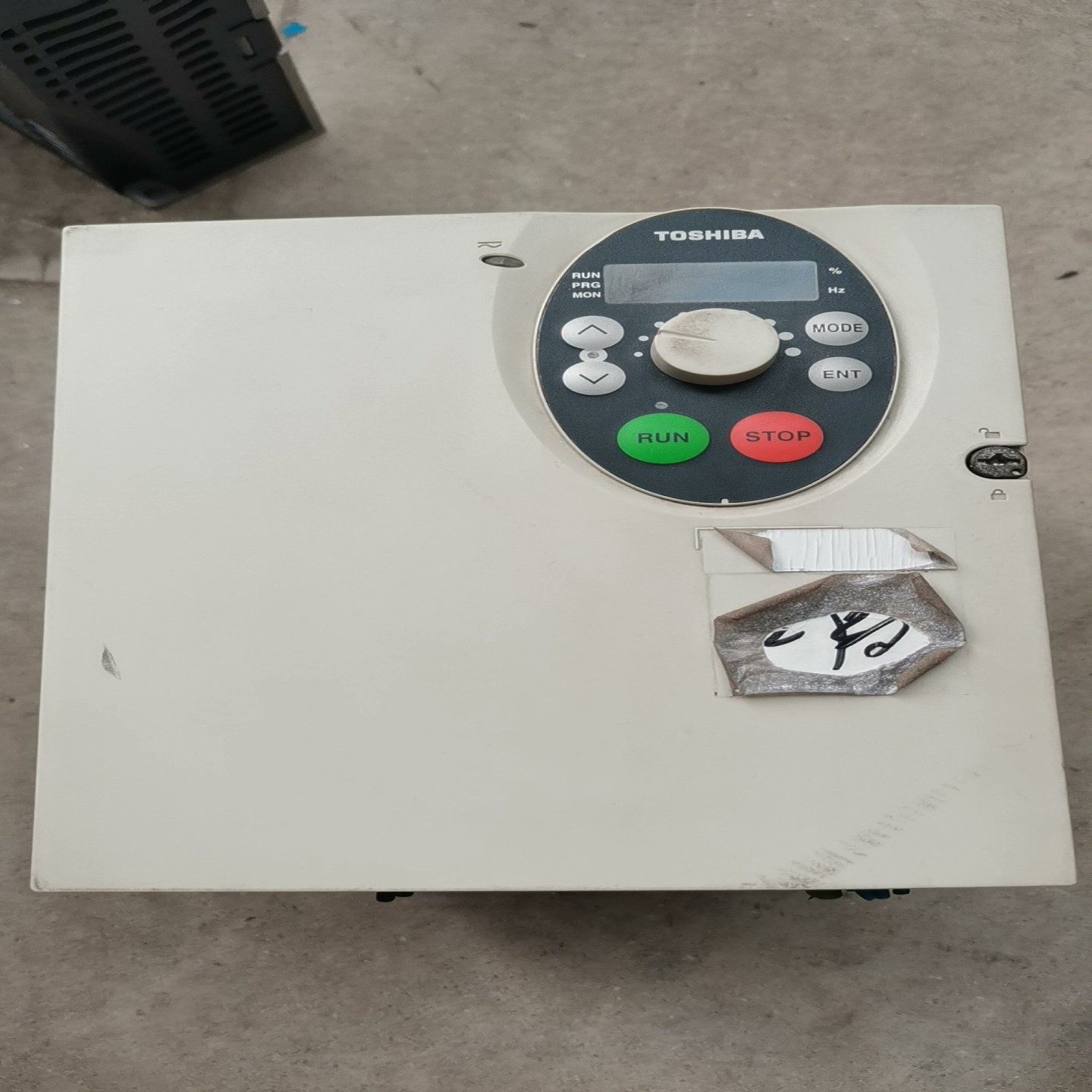 【请询价】东芝变频器VFS11-4022PL-WNR5拆机功能正