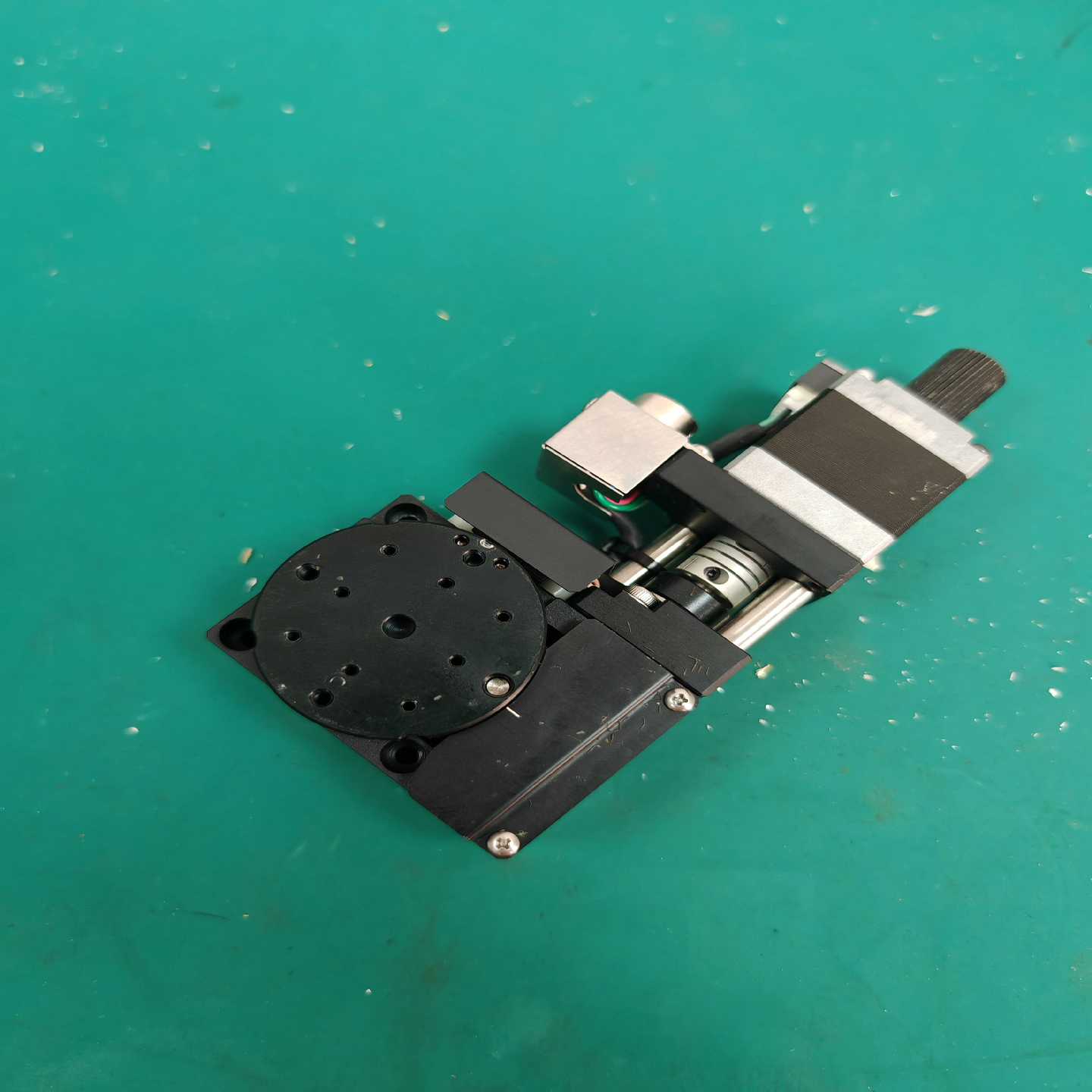 骏河电动旋转滑台，台面：40*40，型号：KRB0417C~询价