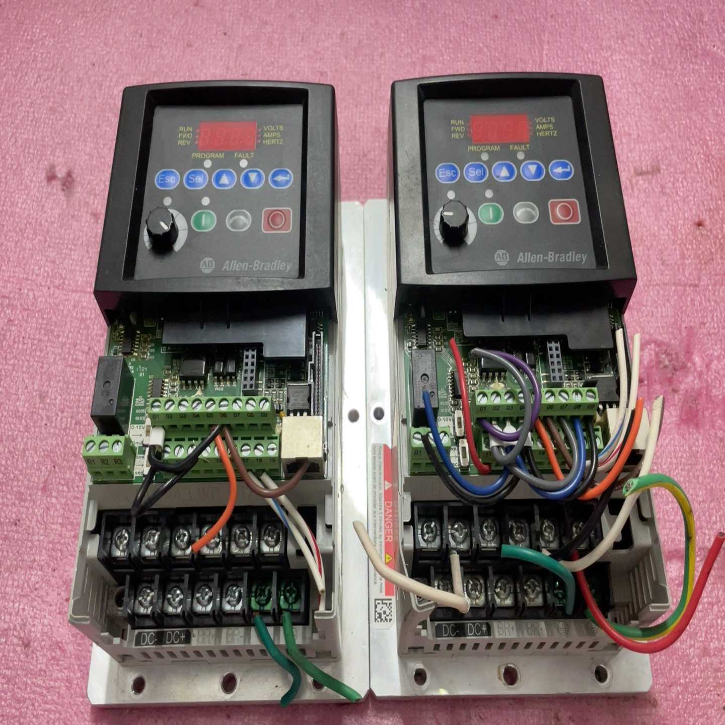 AB22B-D1P4H2040.4KW罗克韦尔变频器适用