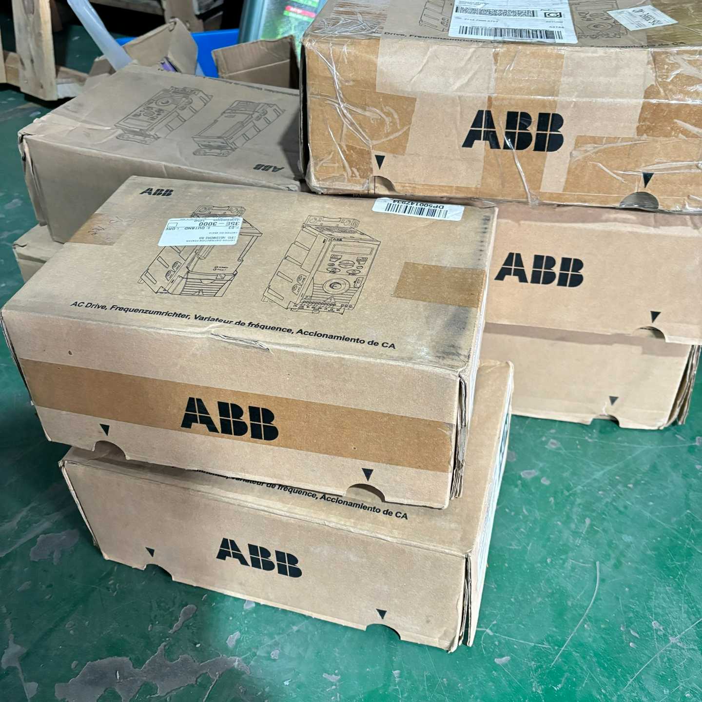 询价~ACS355-03E/03U-04A1-4，abb变频器，