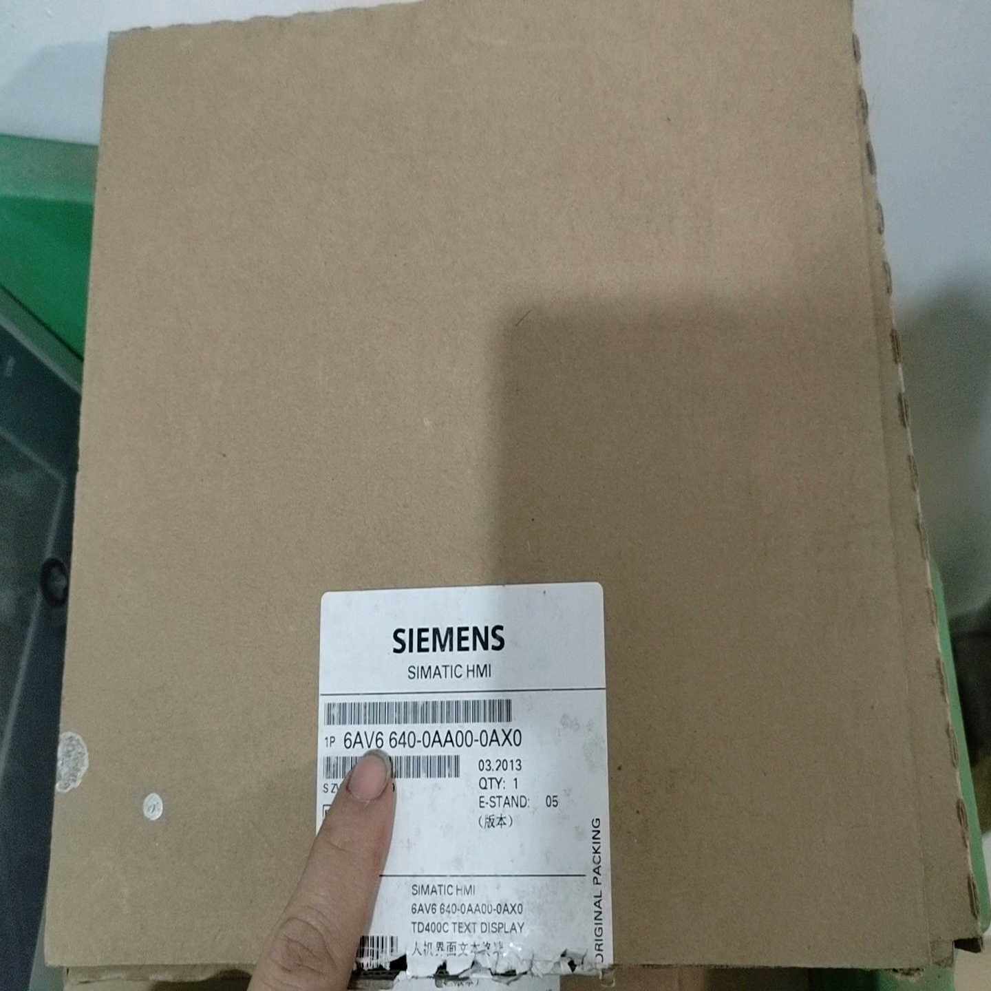 询价~6AV6640-0AA00-0AX0有两台