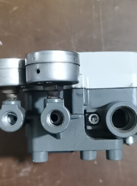 SMC定位器IP8100-030-H，拆机件，成色如图，实物--议价商品