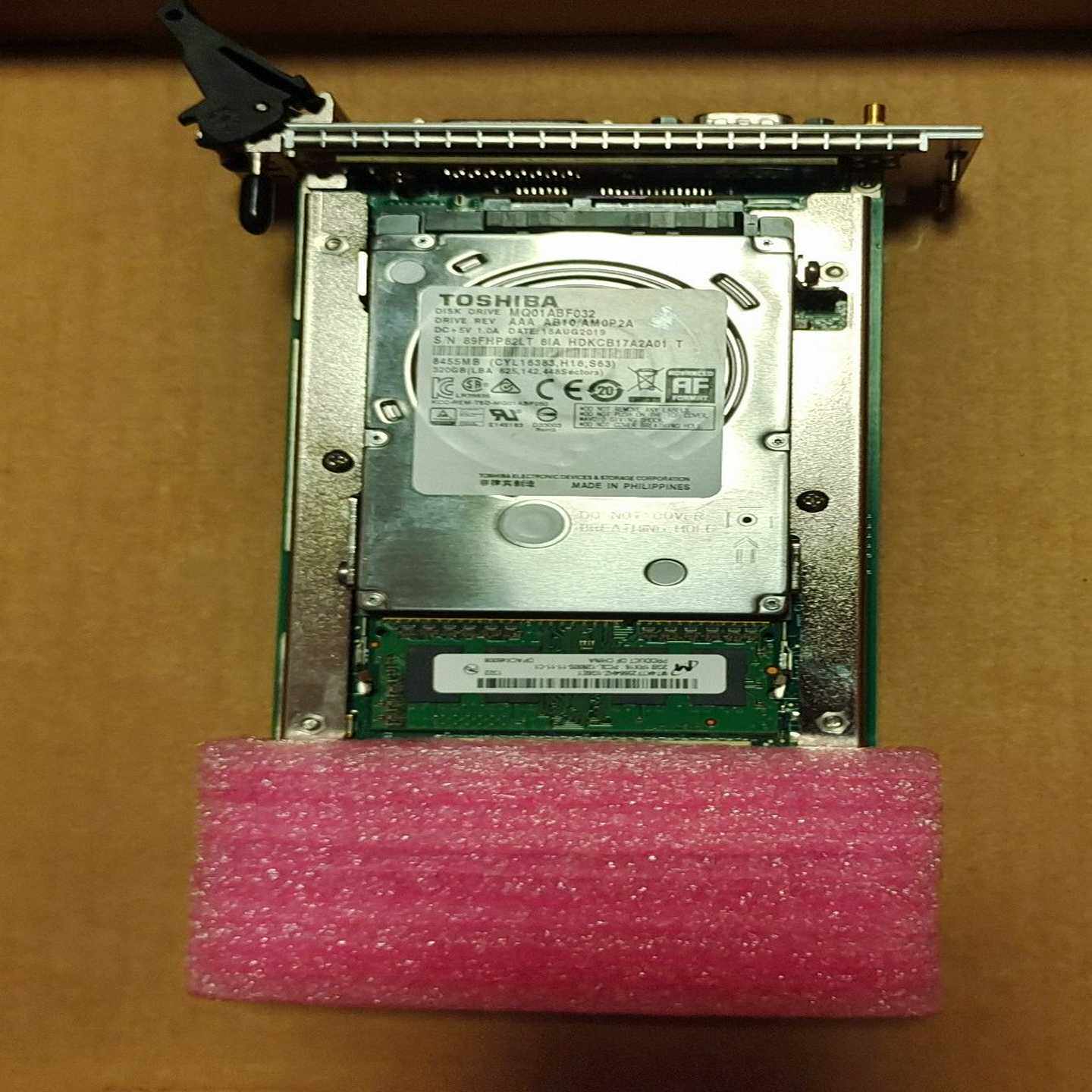 采集卡NIPXIE-8820，PXIE-8821几乎全新