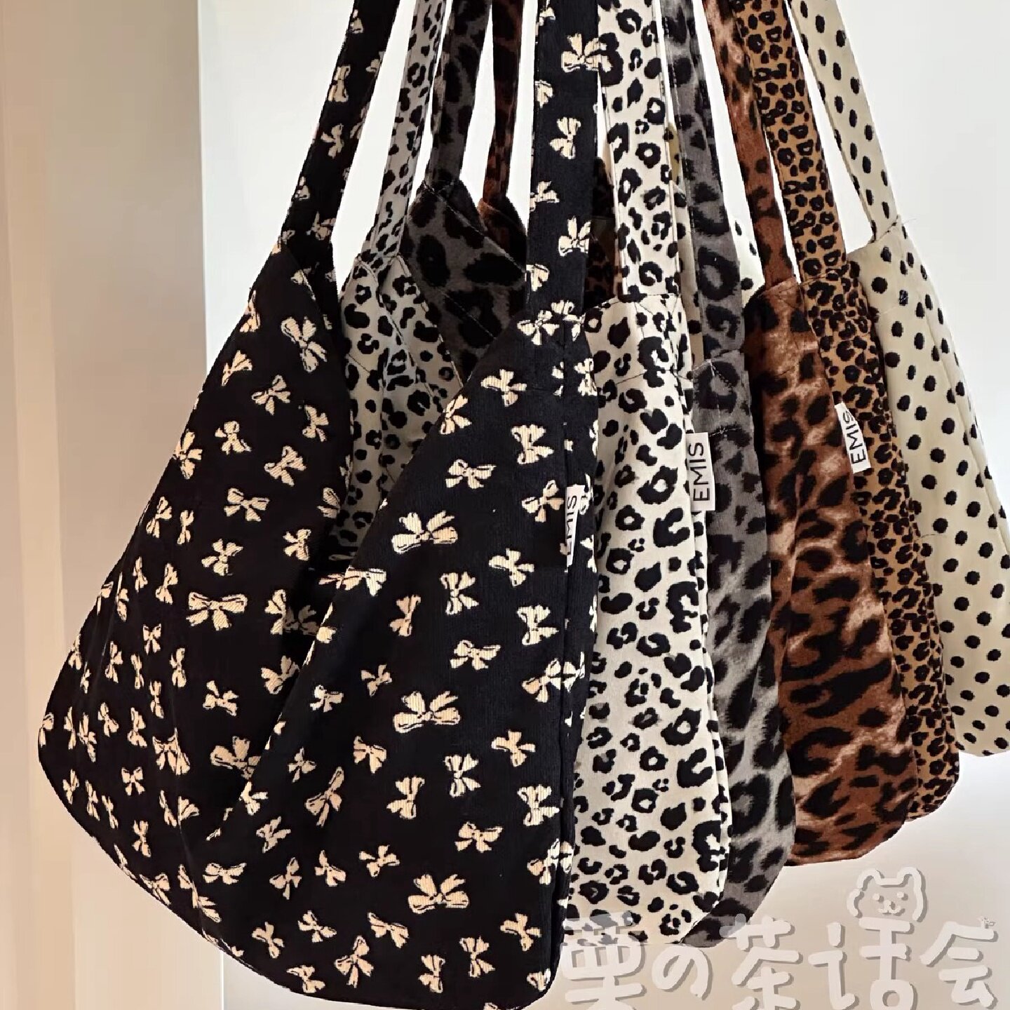 碎花休闲帆布袋大容量包包女日系ins风轻便斜挎包学生通勤单肩包