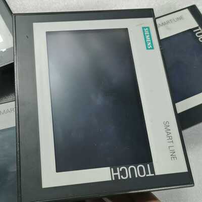 西门子触摸屏SMART700IEV3，型号6AV6--议价商品