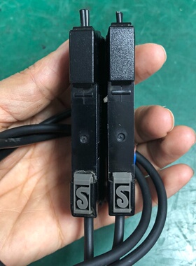 询价-E3NXCA11放大器有两个单