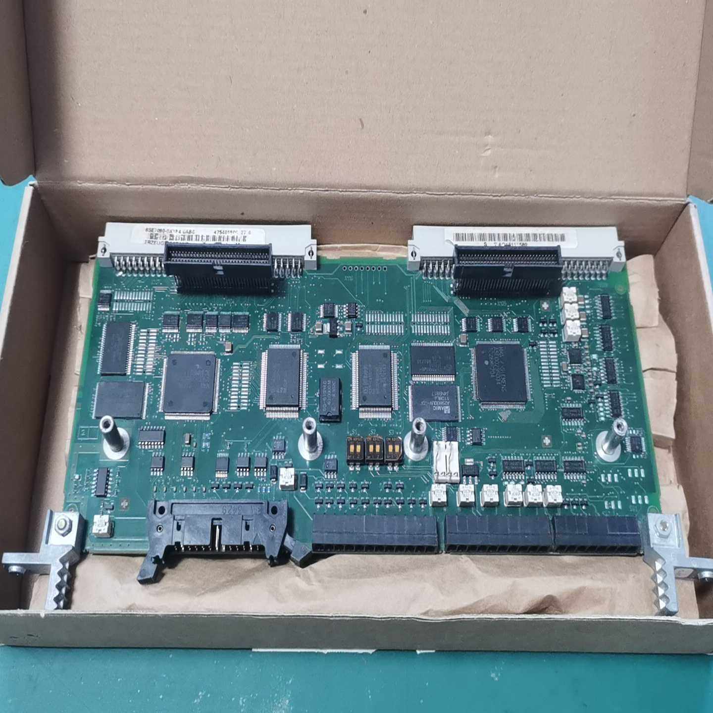 6SE7090-0XX84-0AB0 实物图非实价 联系~询价