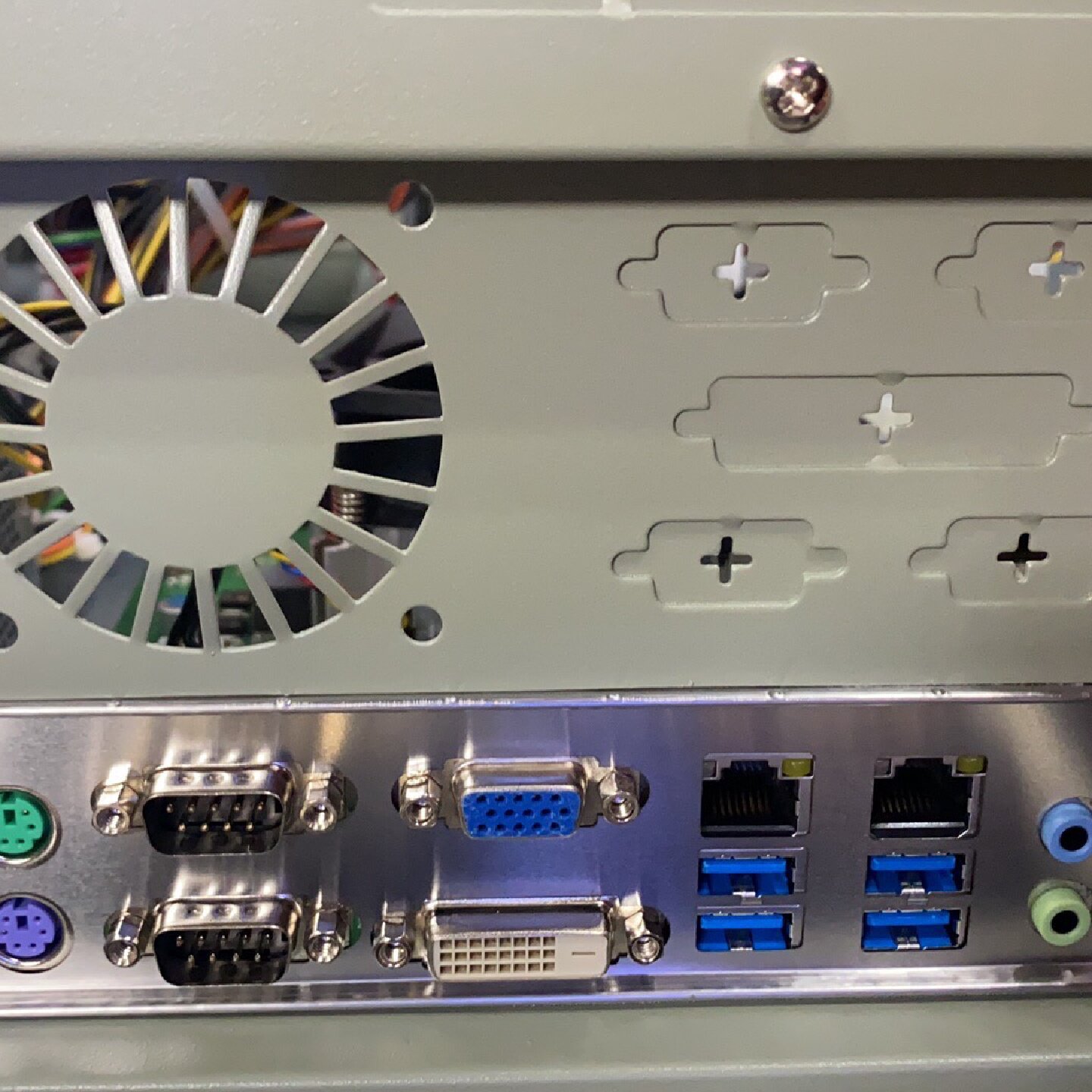询价-研华工控机I74790CPU16G内存512G固态图片