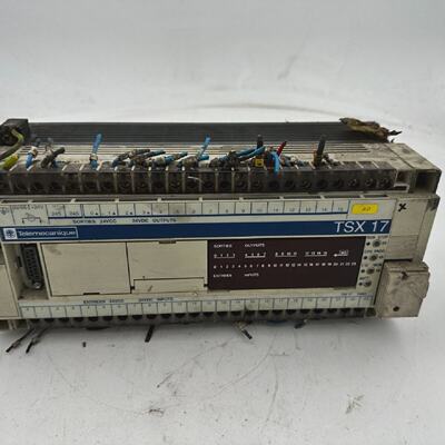 Telemecanique Controller TSX1720 DC 40IO TSX 17F 4002
