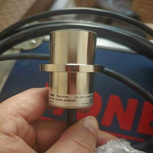 询价~未使用过，瓦锡兰主机位置传感器BAUMER IWRM 3