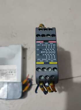 【星慕电子】ABB安全扩展继电器2TLA010030R0000 ，  E