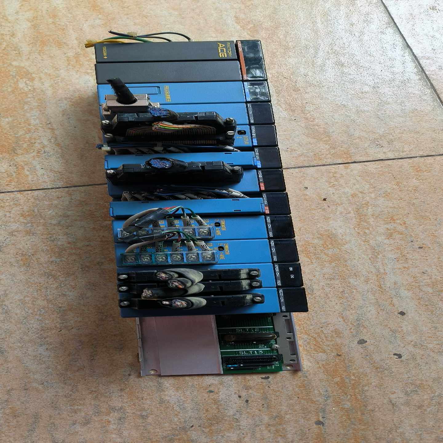 议价横河原装拆机PLC，模块成色漂亮，一套需要可直接