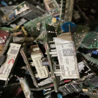 FP15R12YT3/FP15R12WT4英飞凌模块GD15询价