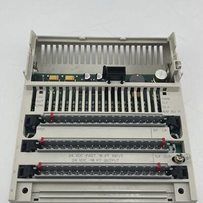 SCHNEIDER 170ADM35011 TSX MOMENTUM IO BASE 24VDC FAST USED