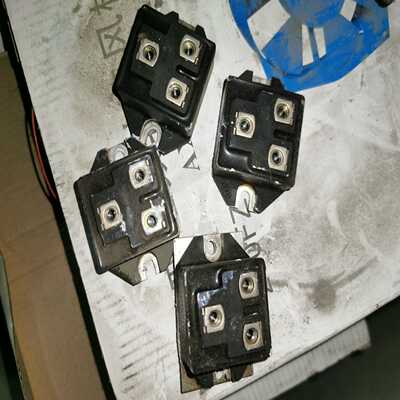 东芝模块，型号MG100J1BS11的，未经过收拾，还有-议价