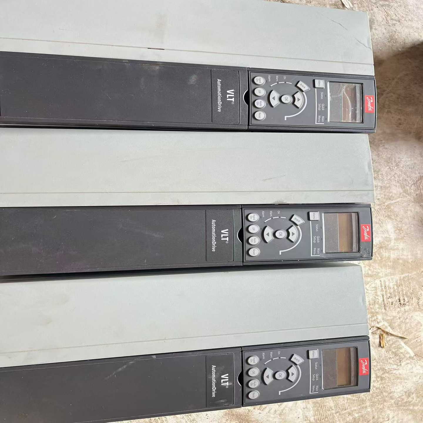 丹佛斯变频器FC-301P11KT4E20H2XNC--议价商品