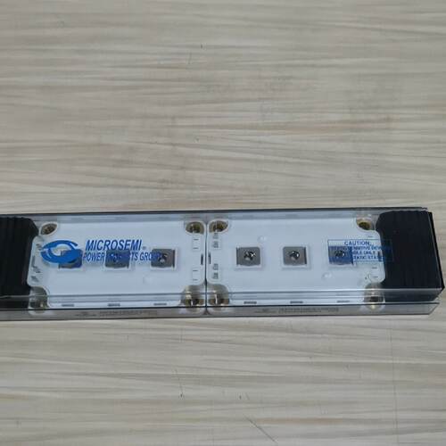 全新功率模块APTM100A13SCG有兴趣联系实物拍摄-议价
