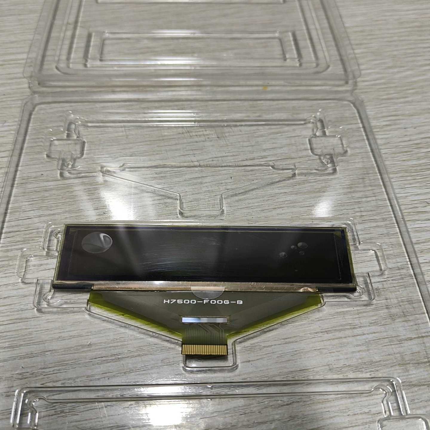 询价OLED显示屏OS256064PK32MY0A10