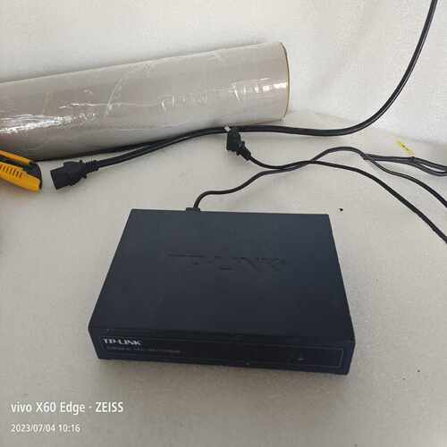 TP-LINK TL-R473GP-AC 4口千兆AC PO~议价