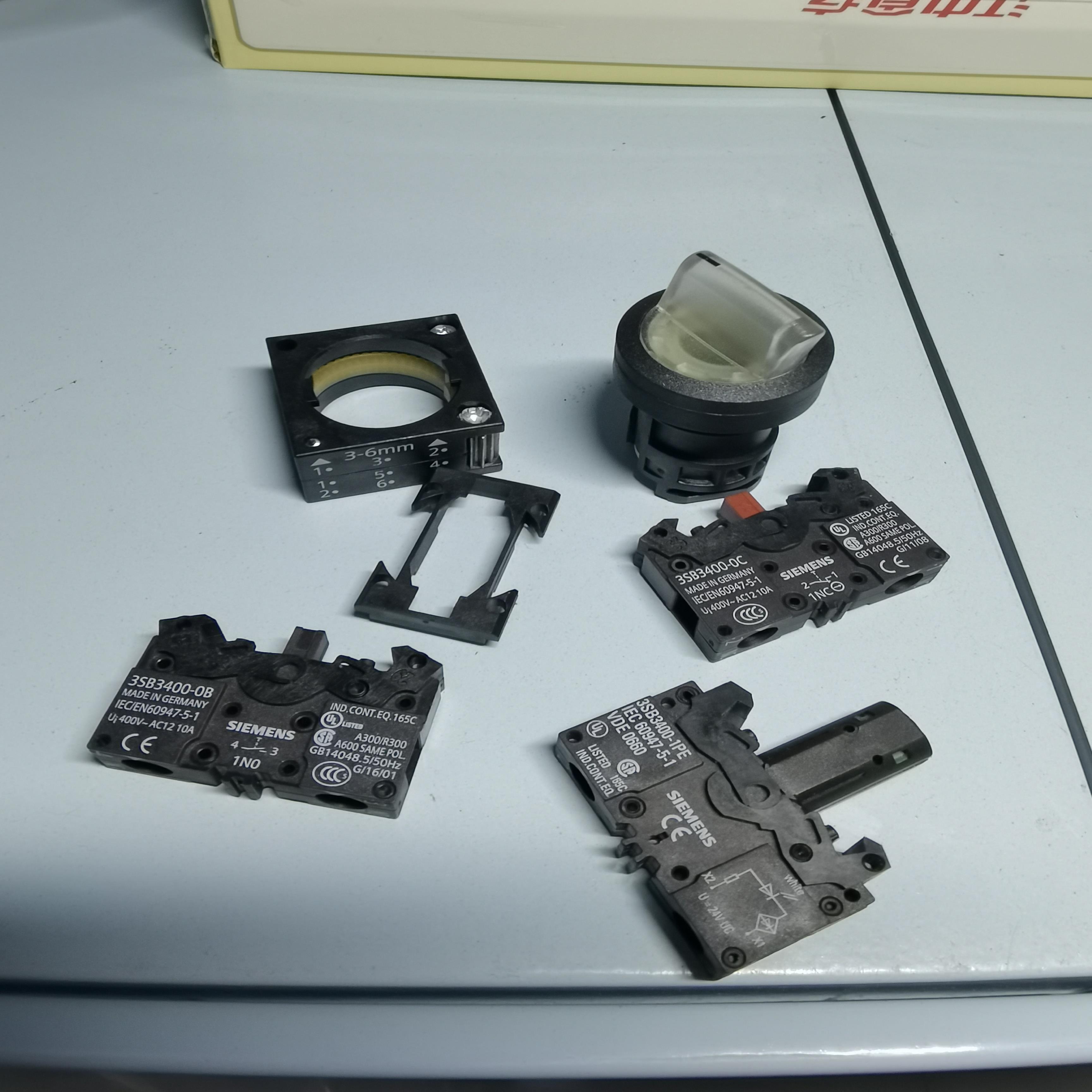 隆兴3SB3001-2EA71 3SB3400-0B0C1PE 现货备件当天发货*