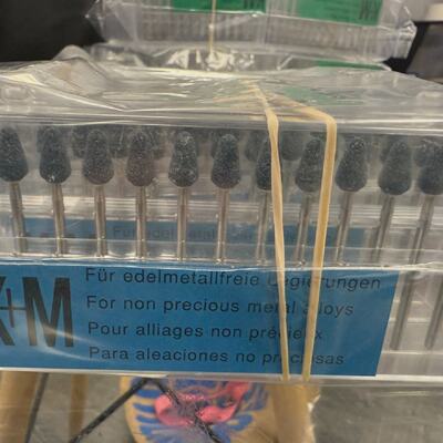 KM671.hp.060.blu  Set 144 Ruff Jota Swiss  Dental Burs H