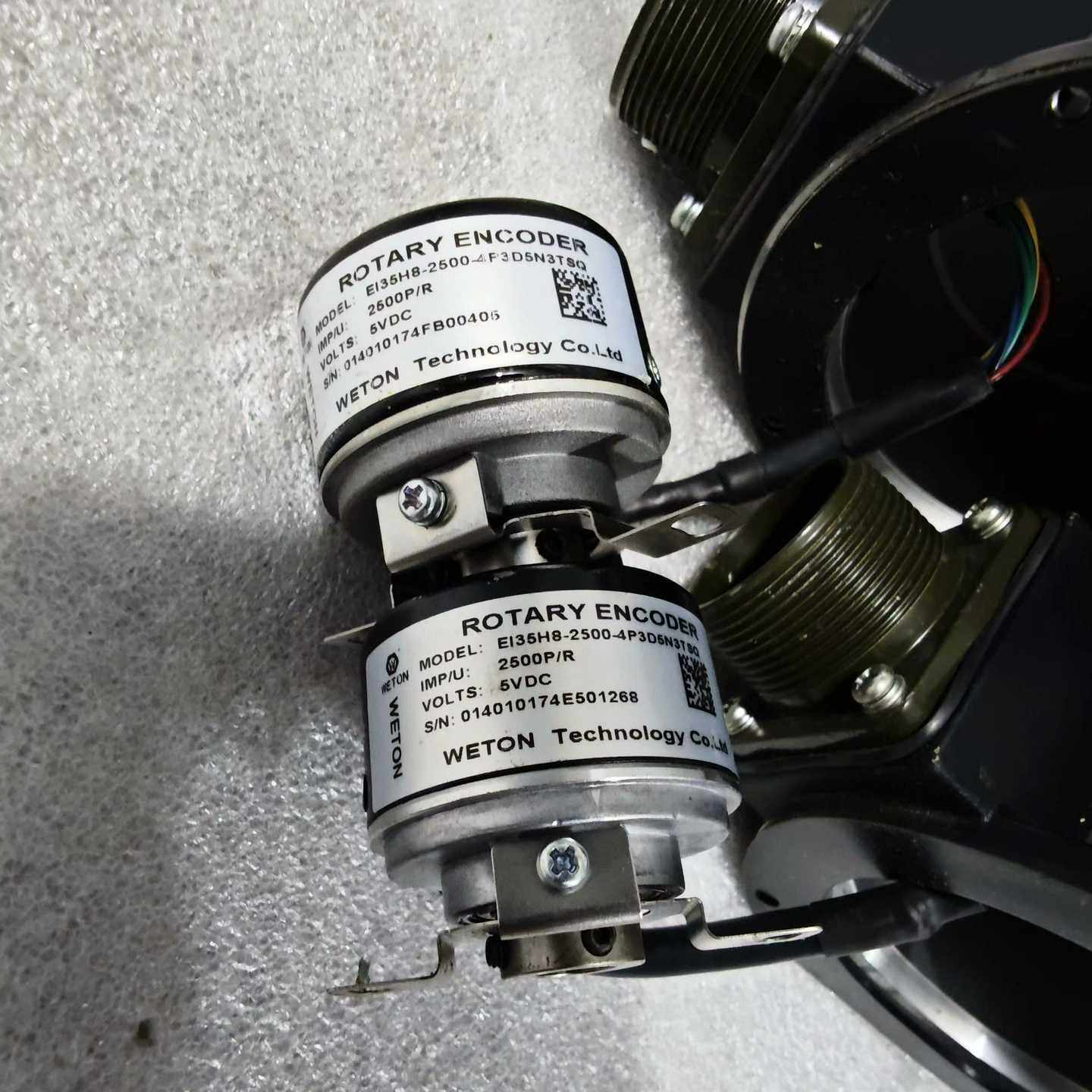 询价汇川EI35H8-2500-4P3D5N3TSQ编码器，~可接维修