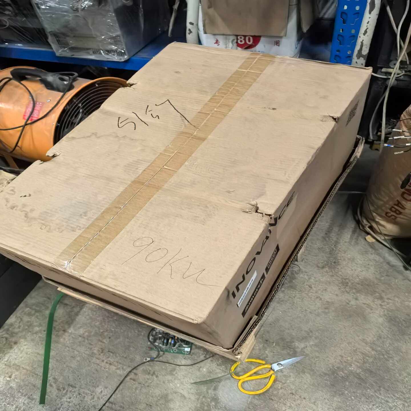 全新汇川CS710变频器90KW，CS710-4T90G-F--议价商品