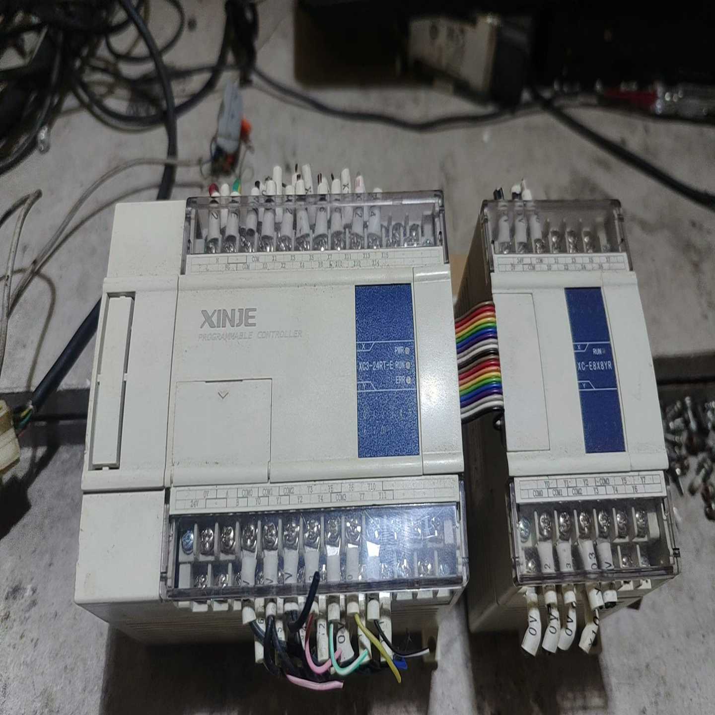 信杰PLCXC2-24RT-EXC-E8X8YR询价
