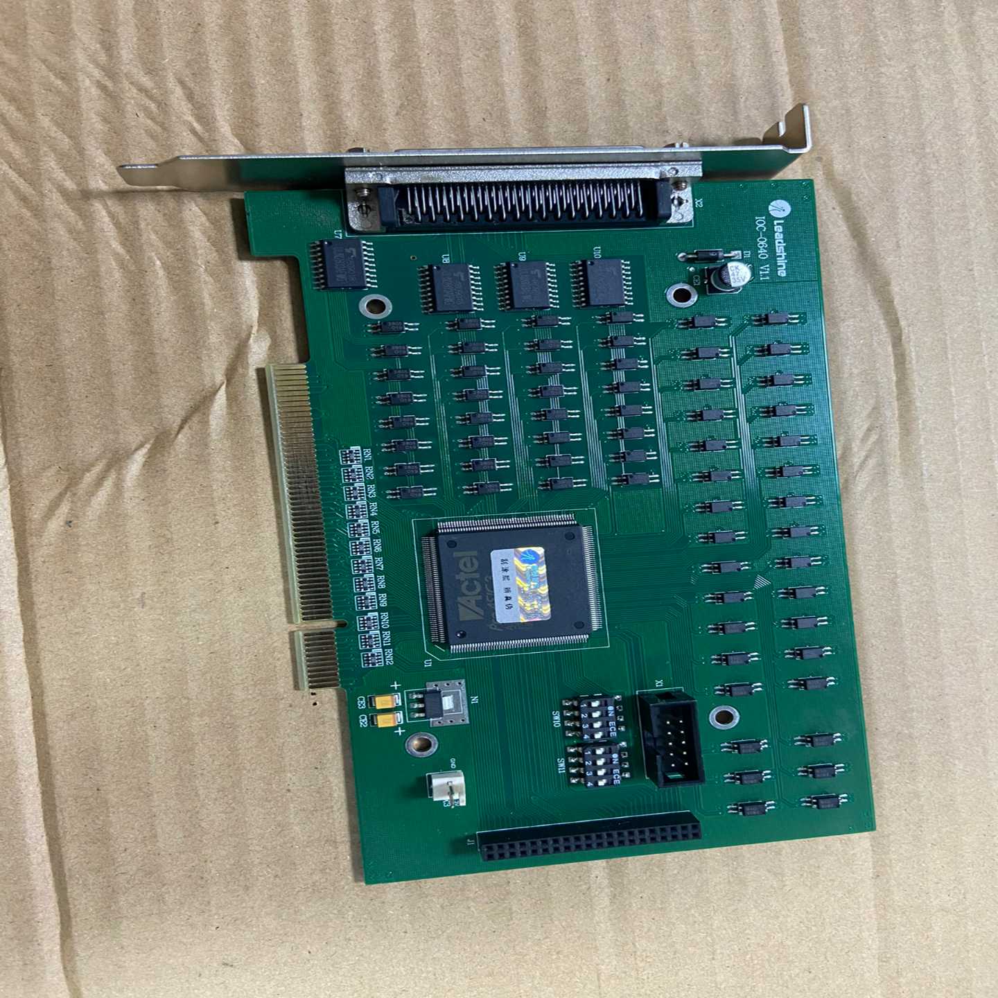 9.5新左右200张雷赛IO控制卡IOC-0640询价