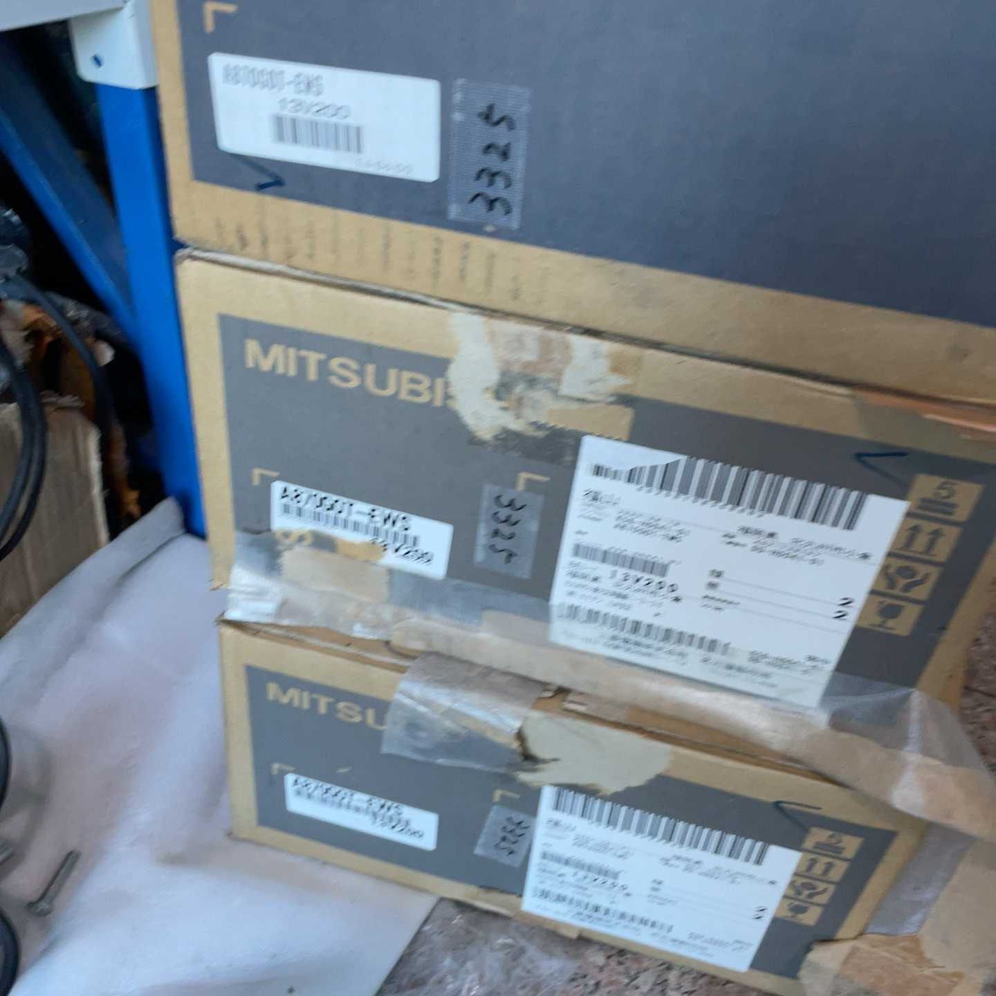 触摸屏A870GOT-EW原包装~询价