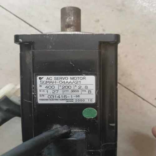 SGMAH-04AAA21  安川400W伺服电机 ，件[浩蓉商户]