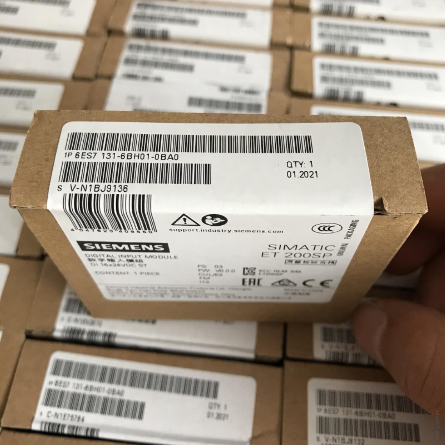 ET200S 16DI 24VDC数字输入模块6ES7131-6BH006BH01-0BA0