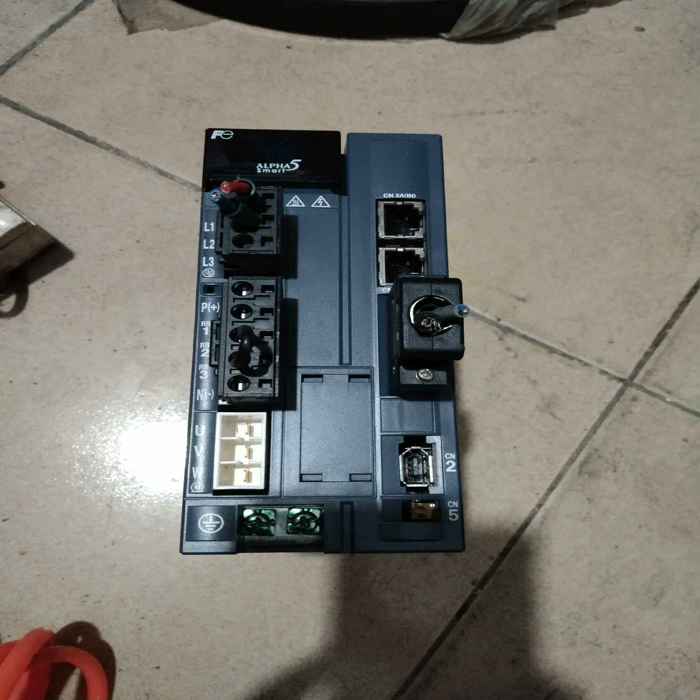 寻..富士伺服RYH152F5-vv2,220v-1.5kw一