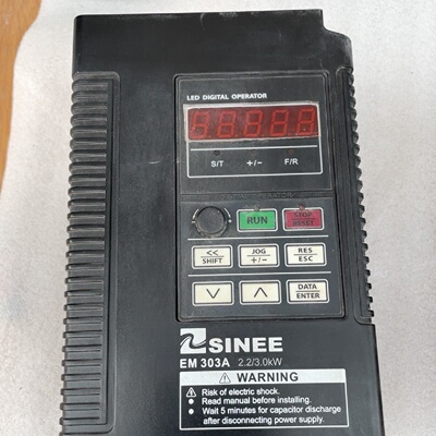 正弦变频器EM303A-2R2G议价