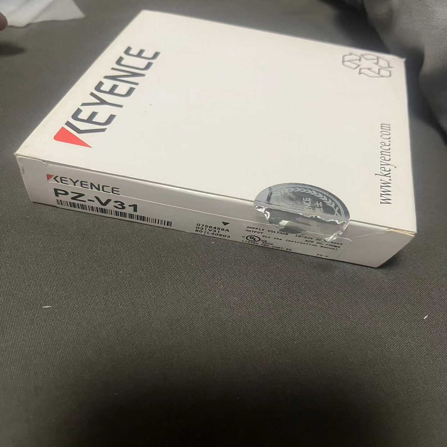 议价基恩士PZ-V31全新带包装,没用过,包好不包邮