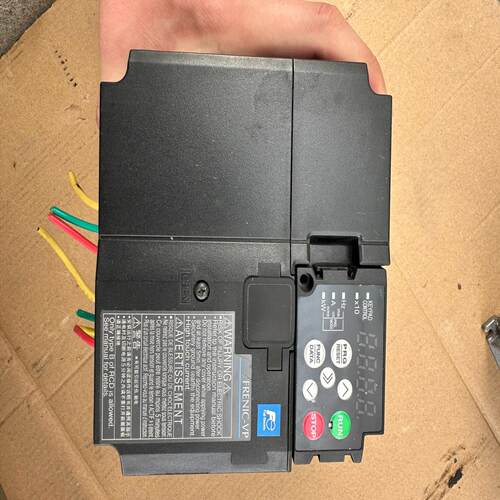 富士变频器2.2KW+380V+~询价
