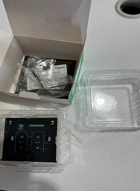 议价施耐德墙壁开关U202DST600ZB全新原装二开二闭顺丰到